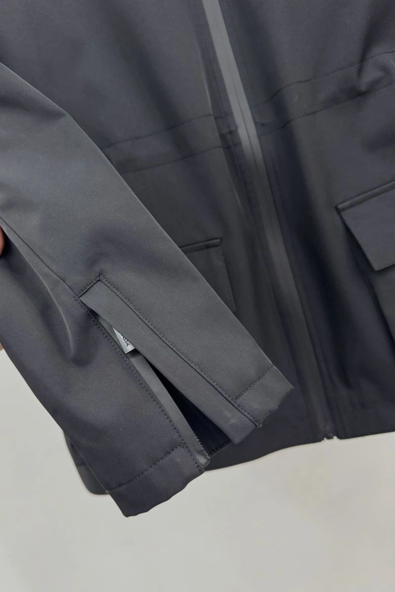 Durable Christian Dior Outwear 117788