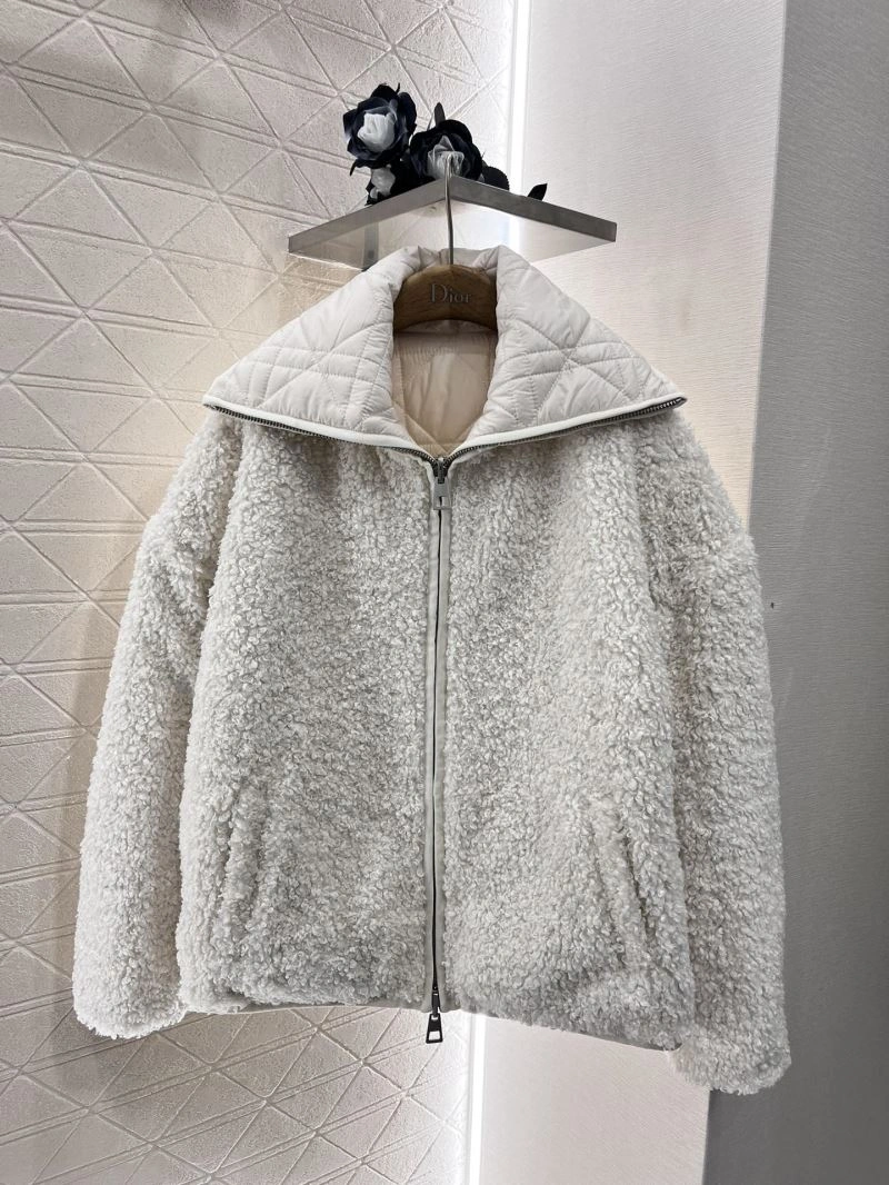 Durable Christian Dior Outwear 117927