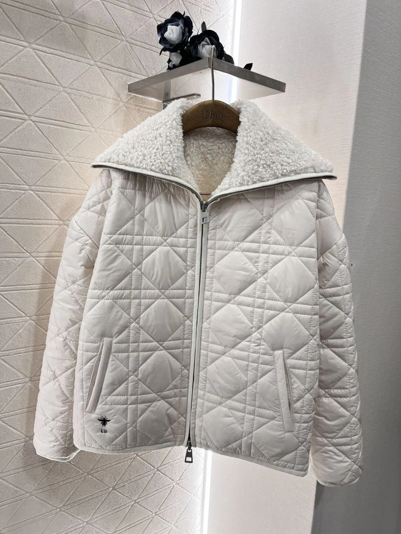 Durable Christian Dior Outwear 117927