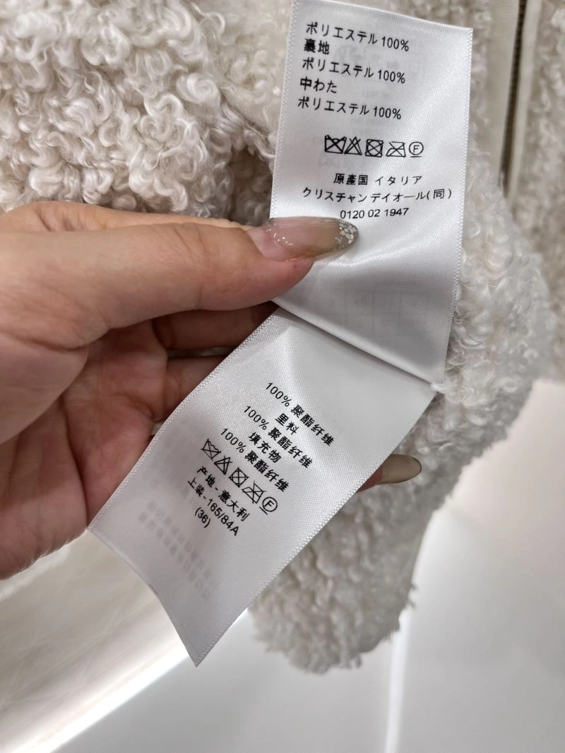 Durable Christian Dior Outwear 117927