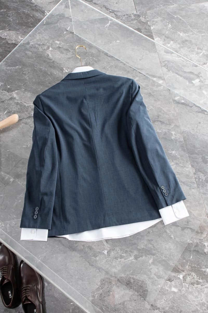 ComfortFit Christian Dior Outwear 117205