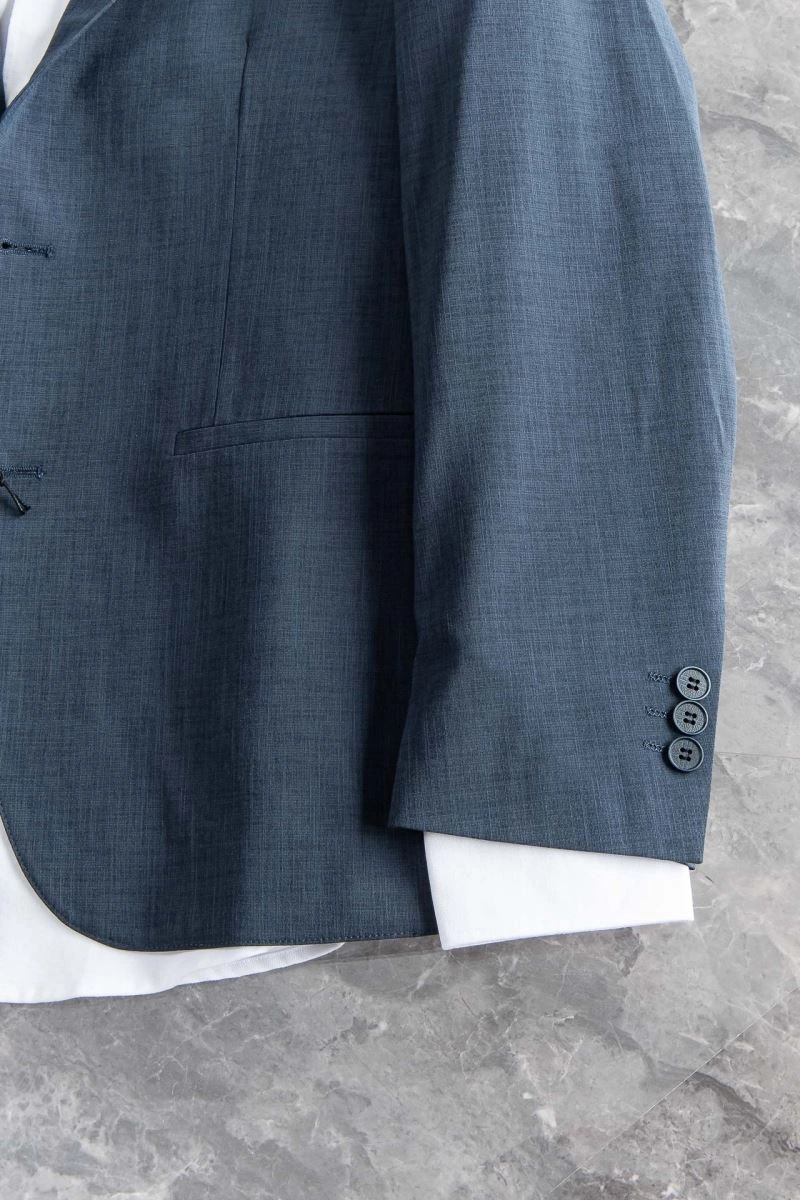 ComfortFit Christian Dior Outwear 117205