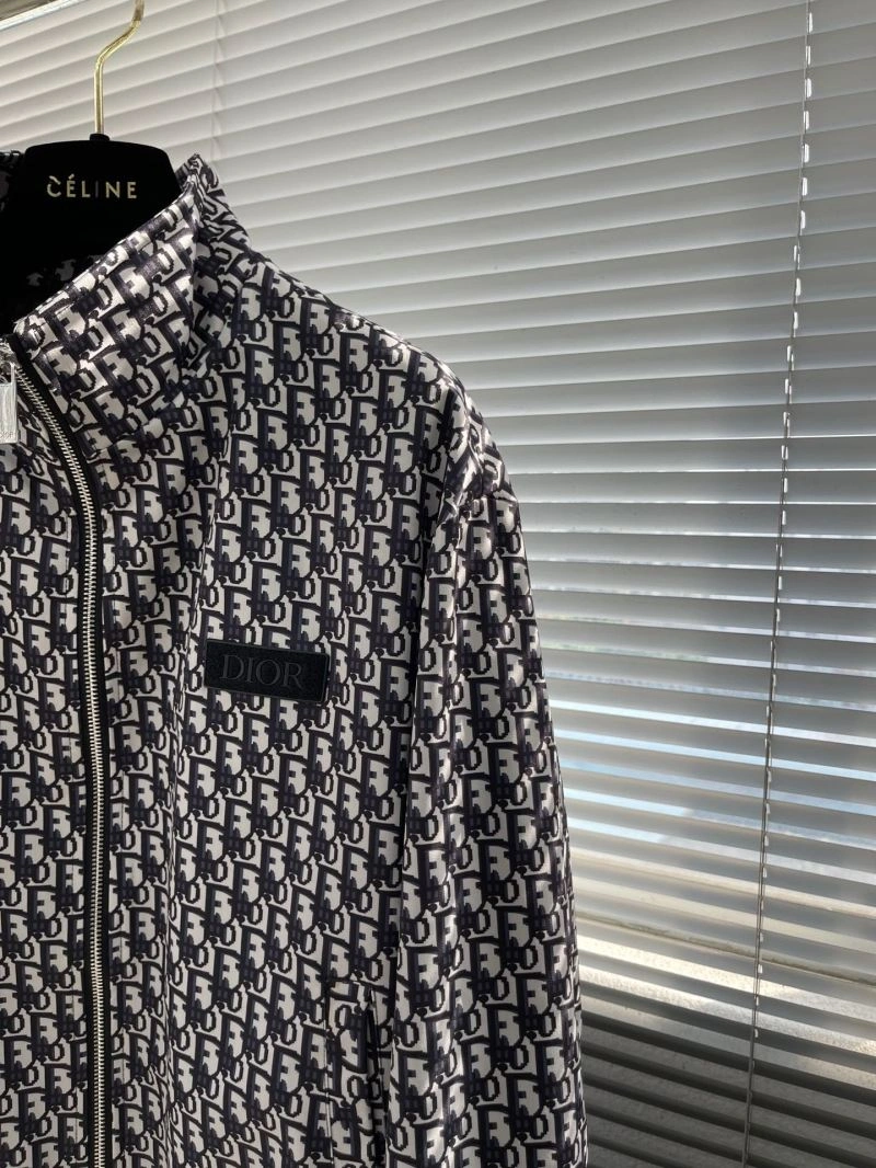 Sustainable Christian Dior Outwear 117178