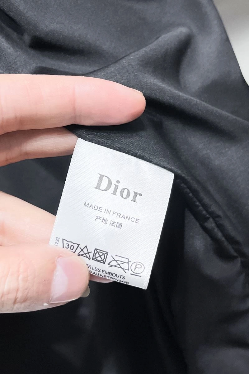 Stylish Christian Dior Outwear 117153