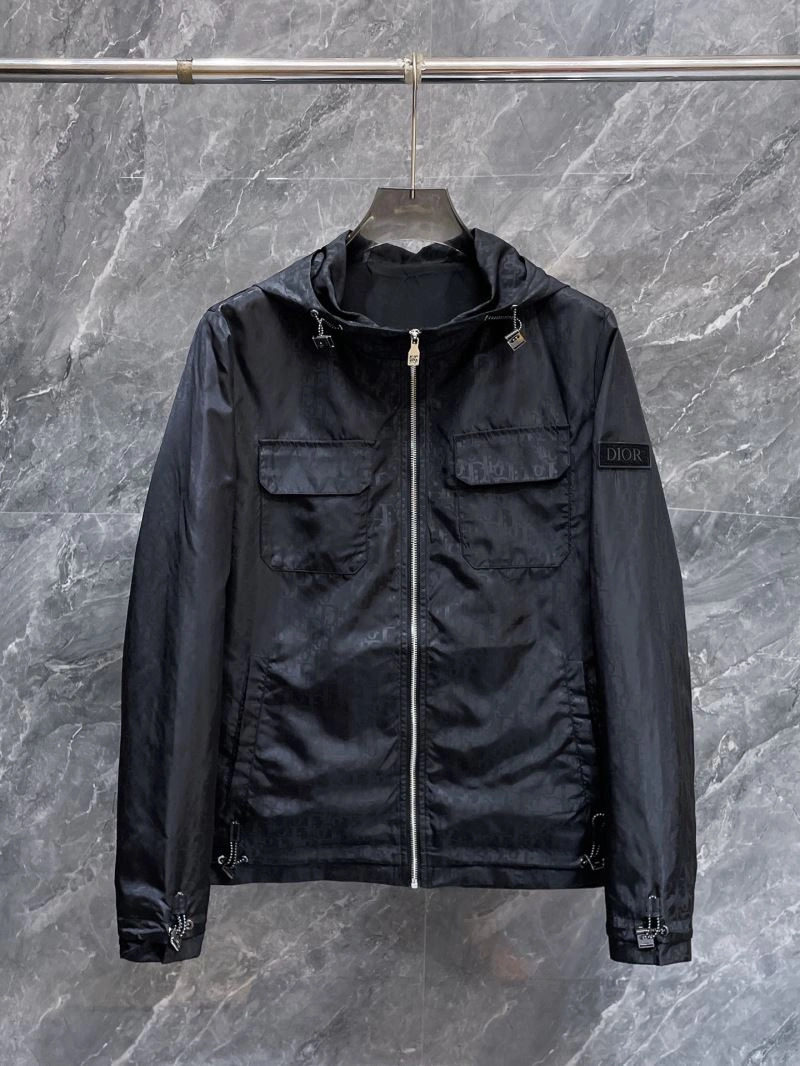 Cozy Christian Dior Outwear 117146