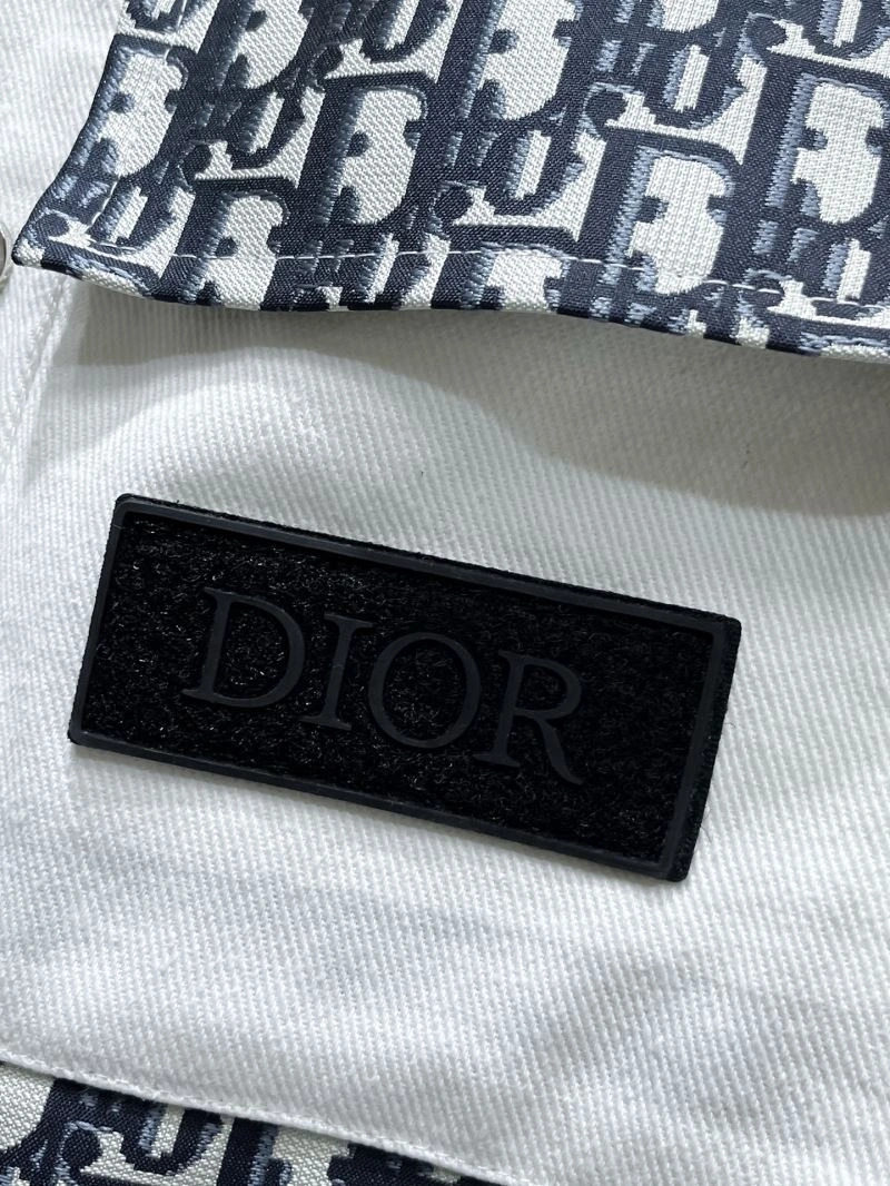 HighPerformance Christian Dior Outwear 117142