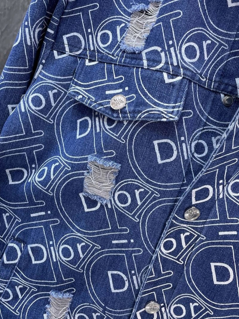 Fashionable Christian Dior Outwear 117147