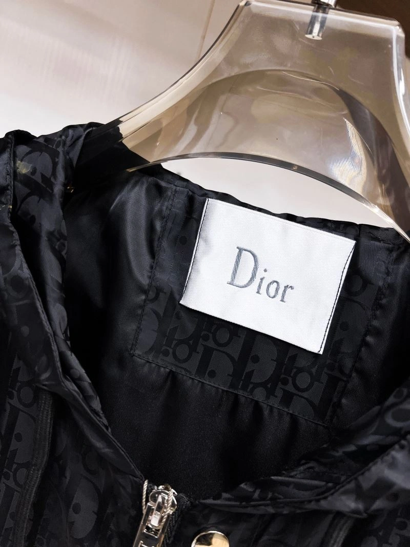 EyeCatching Christian Dior Outwear 116910