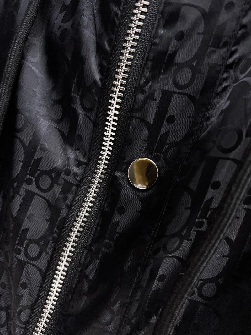EyeCatching Christian Dior Outwear 116910