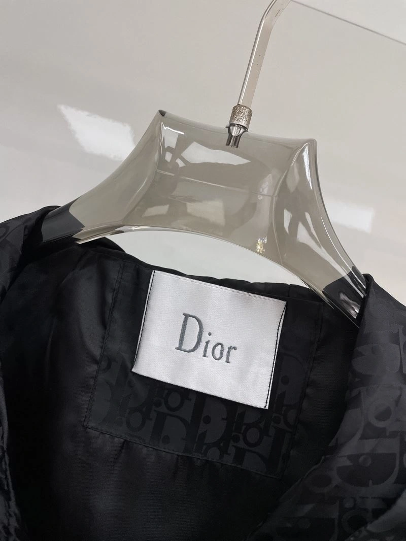 Sustainable Christian Dior Outwear 116870