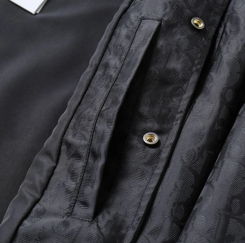 Christian Dior Outwear Snug 116877