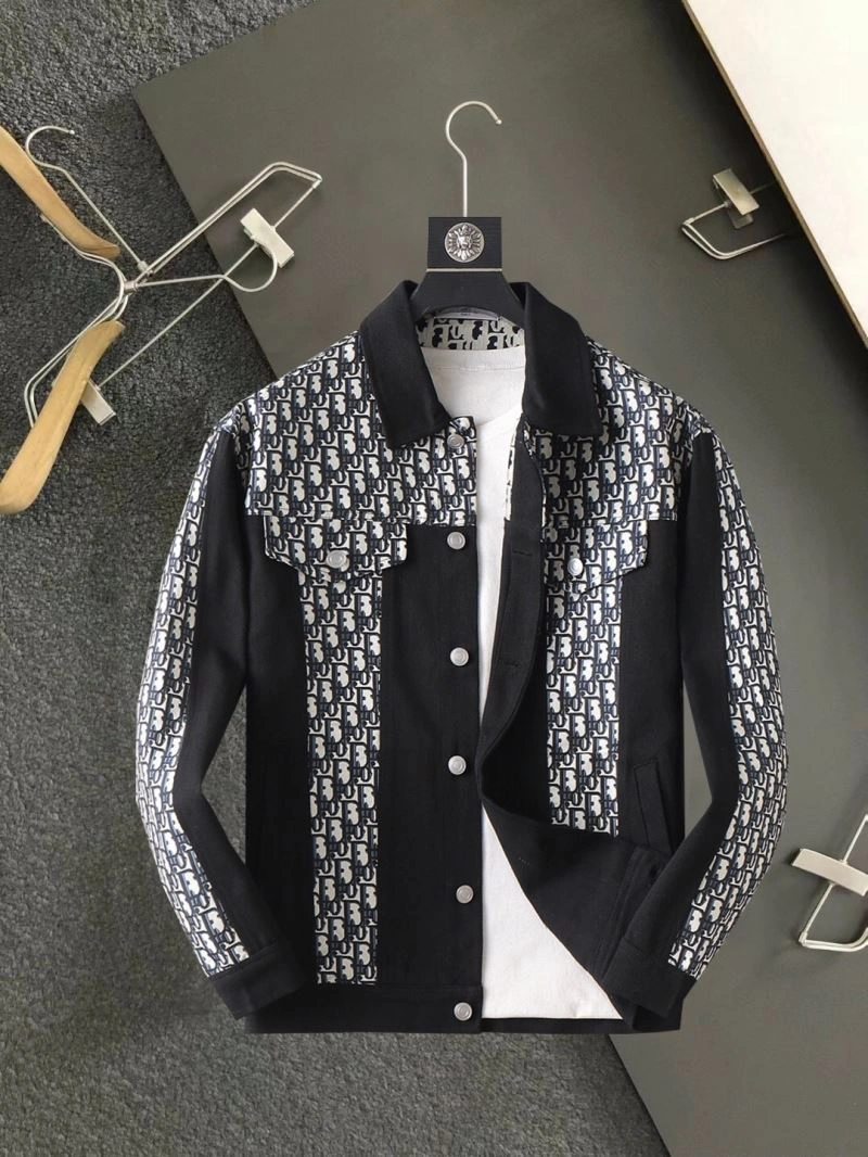 Minimalist Christian Dior Outwear 116852
