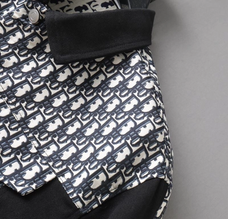 Minimalist Christian Dior Outwear 116852