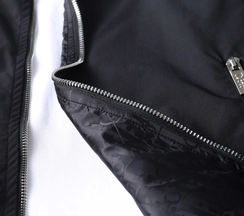 Effortless Christian Dior Outwear 116850