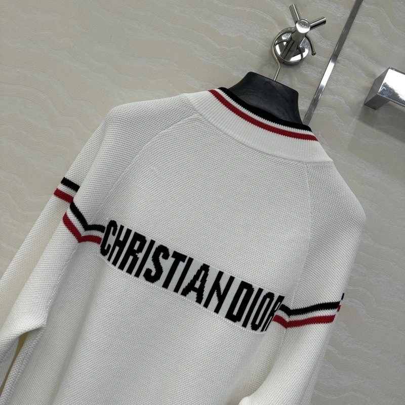 Resilient Christian Dior Outwear 112954