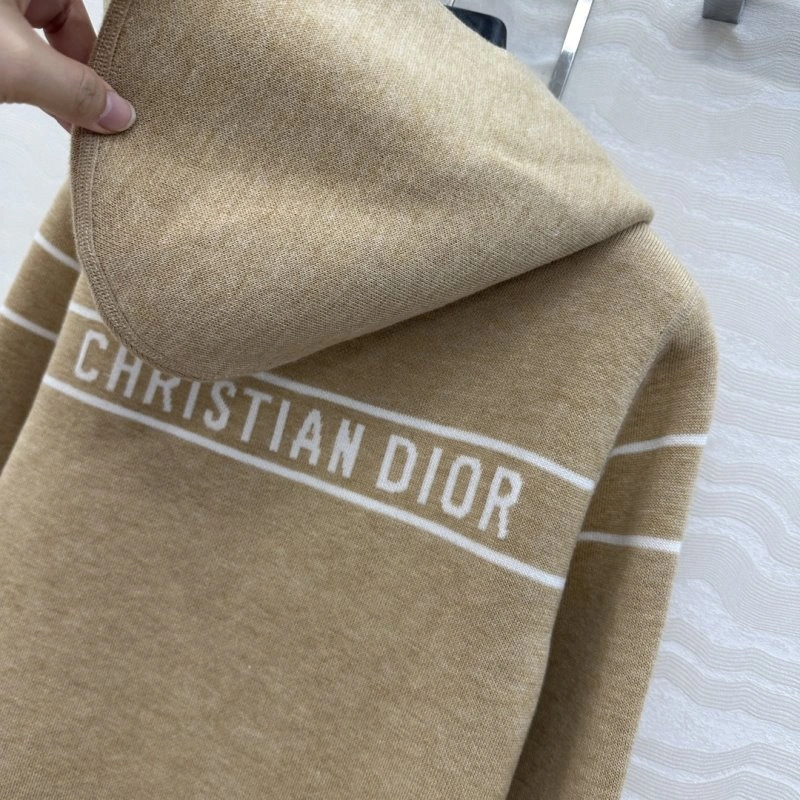 FlexibleFit Christian Dior Outwear 112966