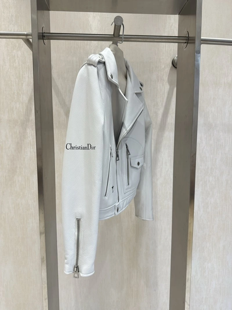 BestValue Christian Dior Outwear 112952