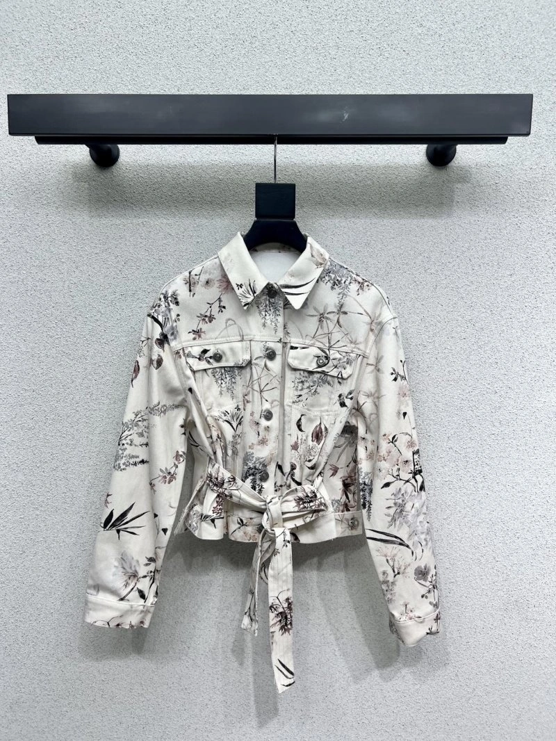 Functional Christian Dior Outwear 112935