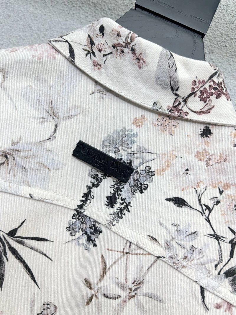 Functional Christian Dior Outwear 112935