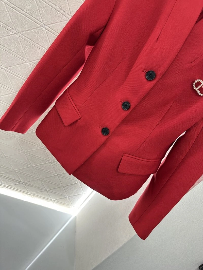 Durable Christian Dior Outwear 112936