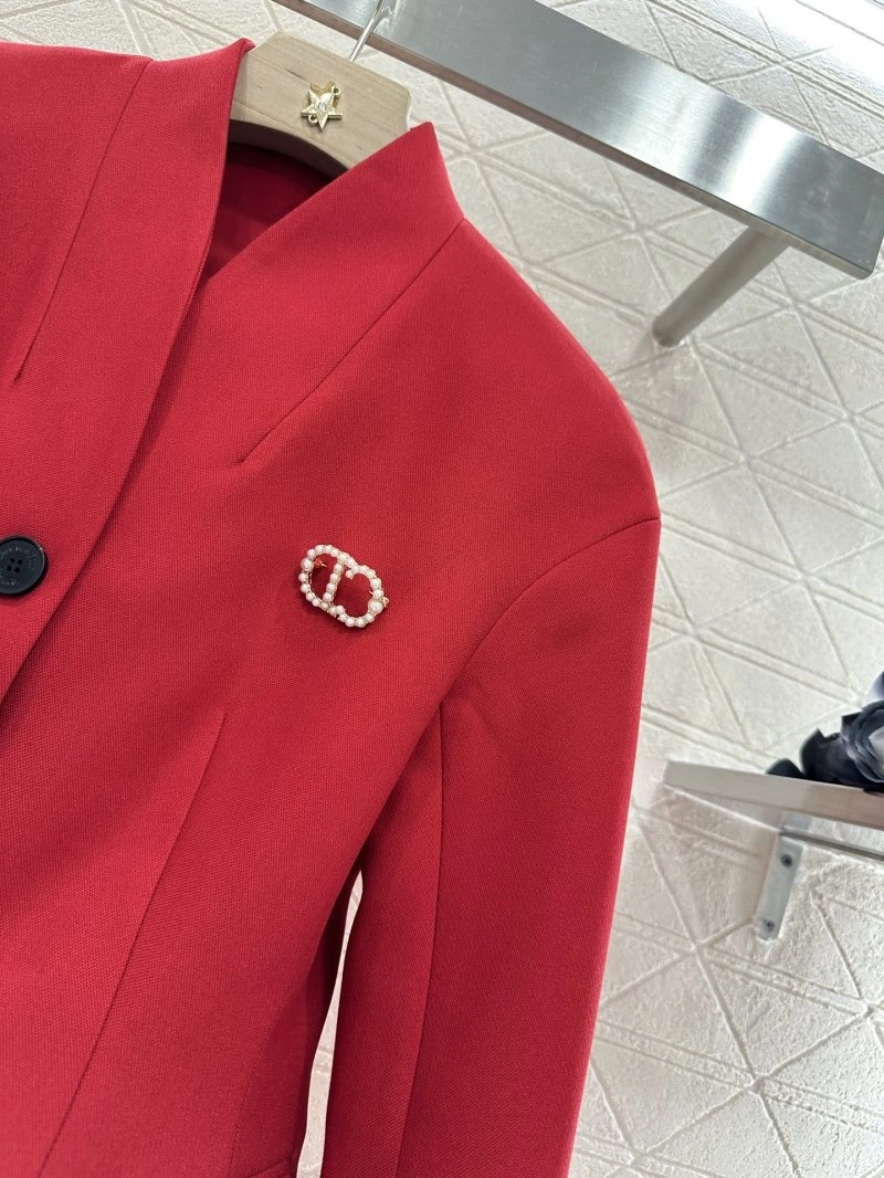 Durable Christian Dior Outwear 112936