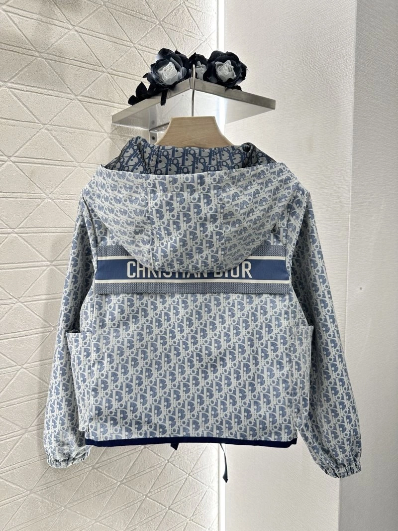 Christian Dior Outwear Sleek 112945
