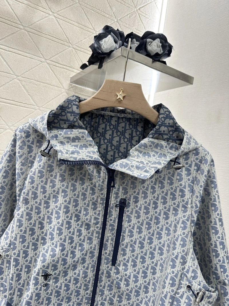 Christian Dior Outwear Sleek 112945
