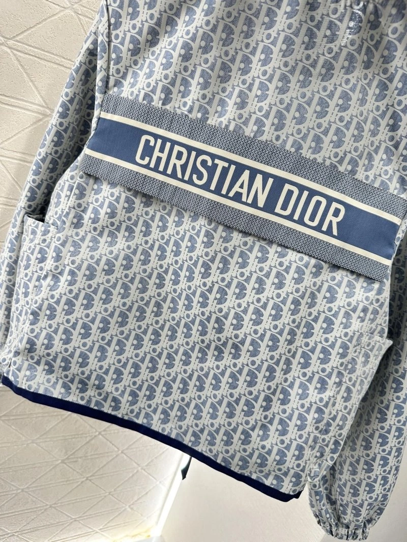 Christian Dior Outwear Sleek 112945
