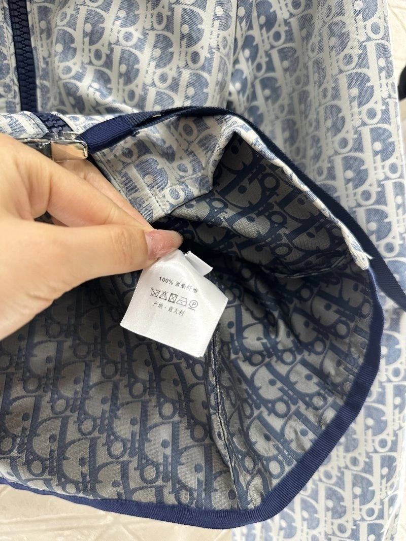 Christian Dior Outwear Sleek 112945