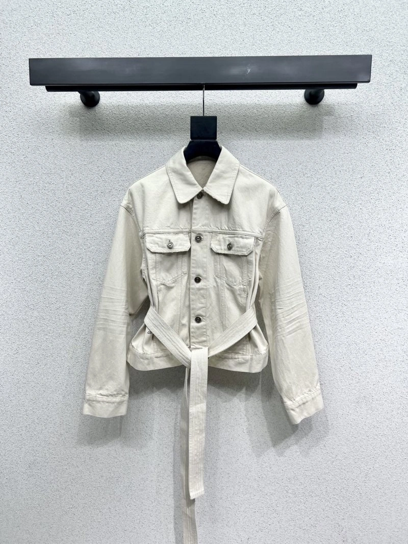 EasyCare Christian Dior Outwear 114379