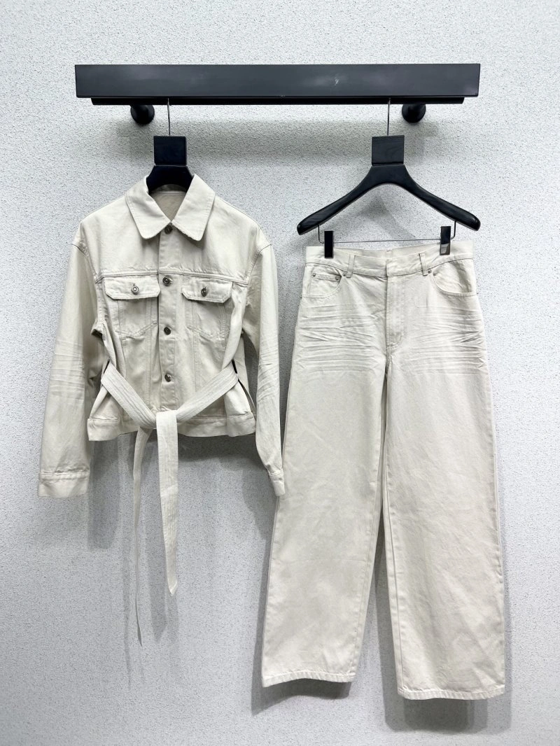 Chic Christian Dior Outwear 114380