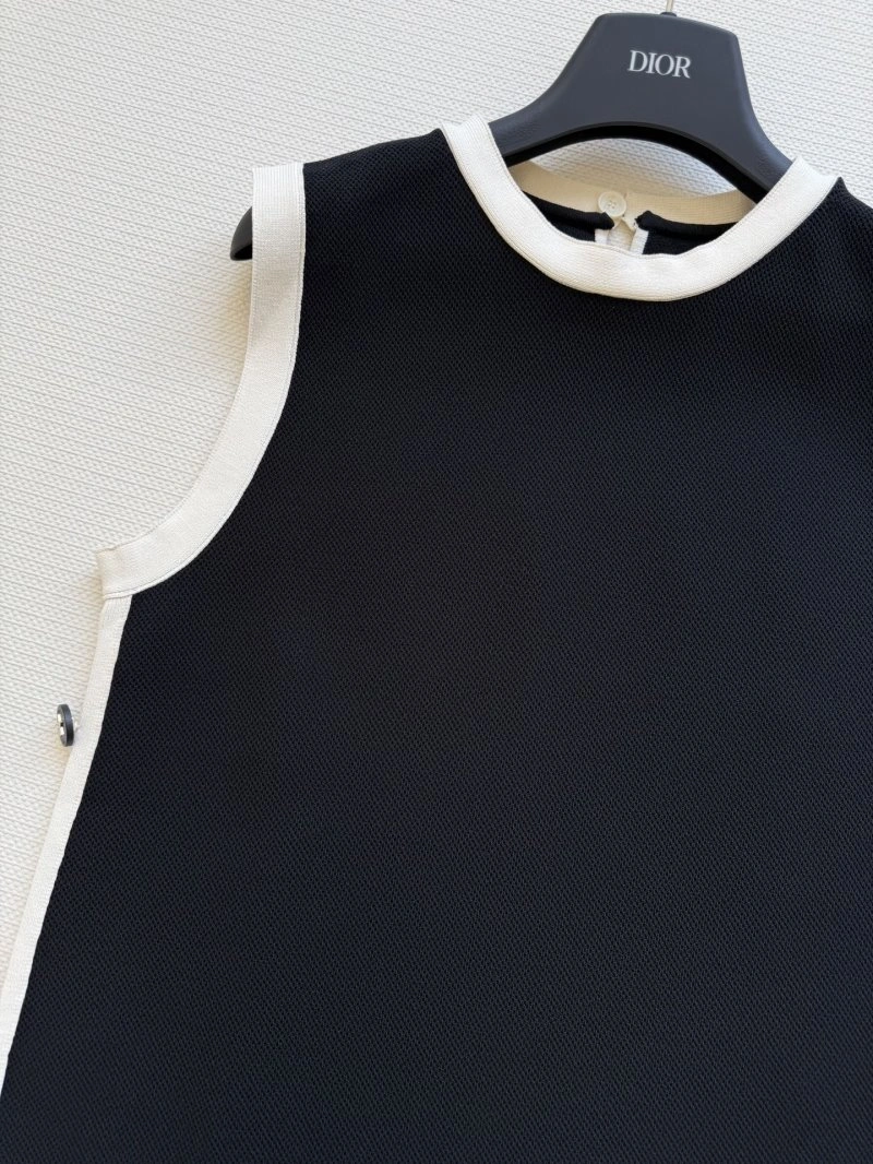 Christian Dior Outwear Sophisticated 114370