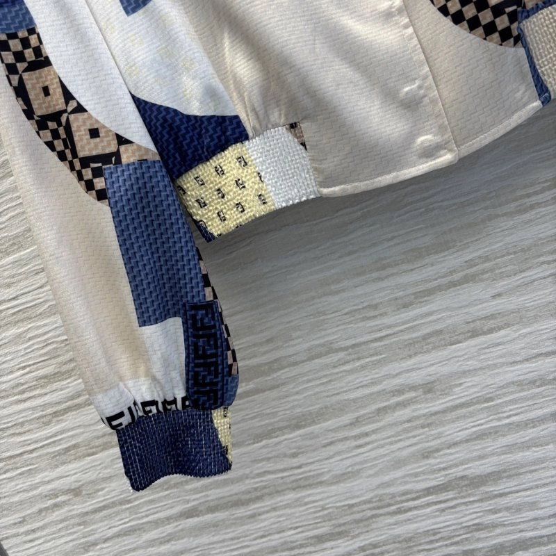 Efficient Christian Dior Outwear 114392