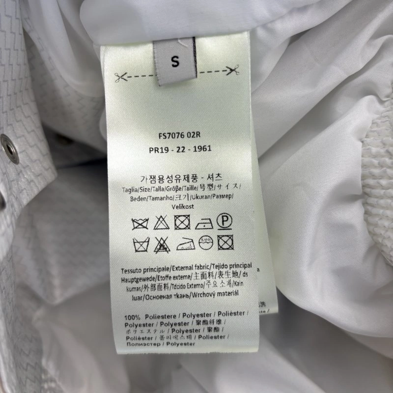 Efficient Christian Dior Outwear 114392