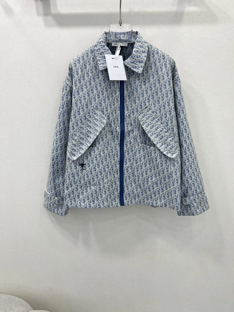 Efficient Christian Dior Outwear 114388