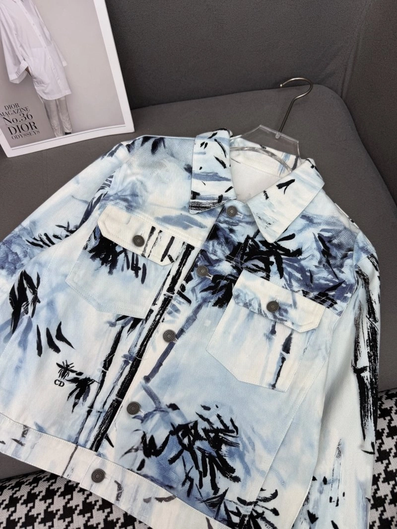 OnTrend Christian Dior Outwear 114385