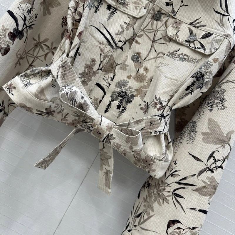 Christian Dior Outwear Sophisticated 114364