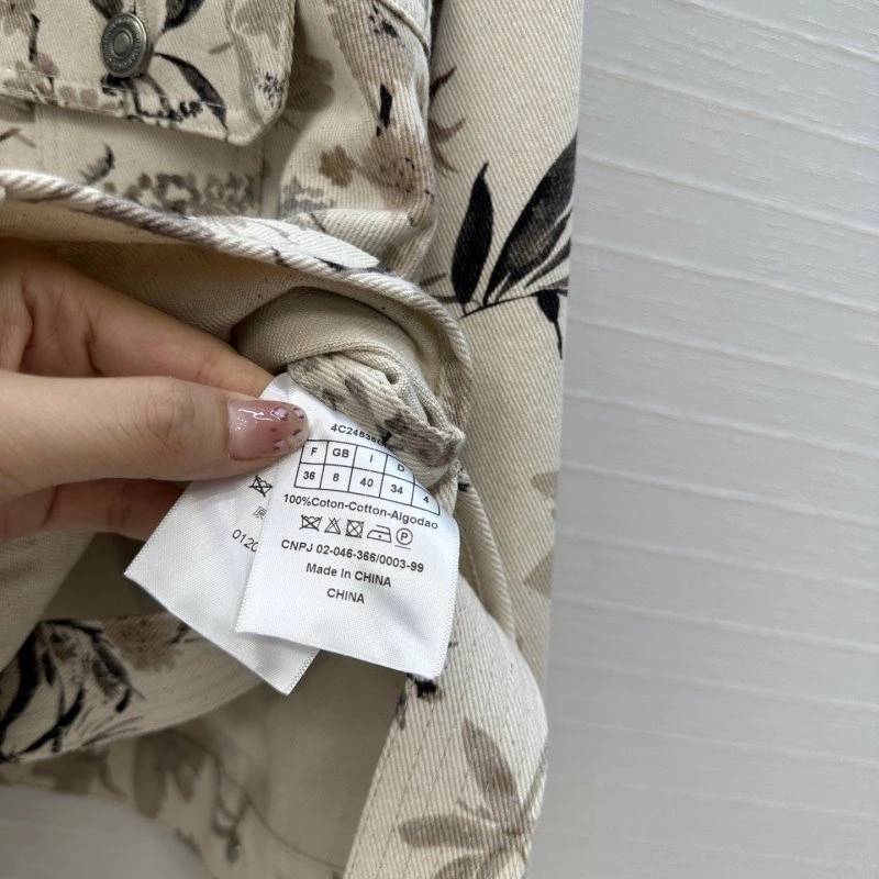 Christian Dior Outwear Sophisticated 114364