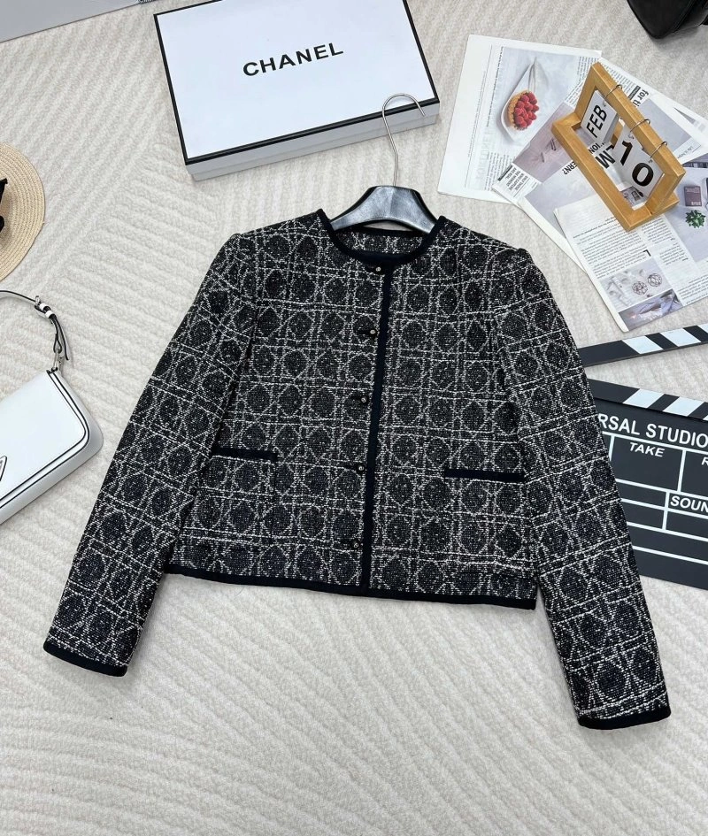 FlexibleFit Christian Dior Outwear 112168
