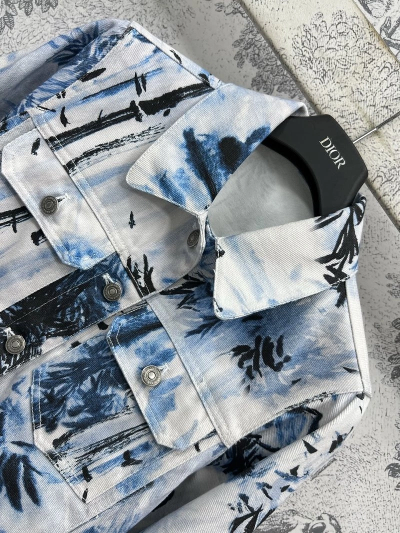 UrbanStyle Christian Dior Outwear 112171