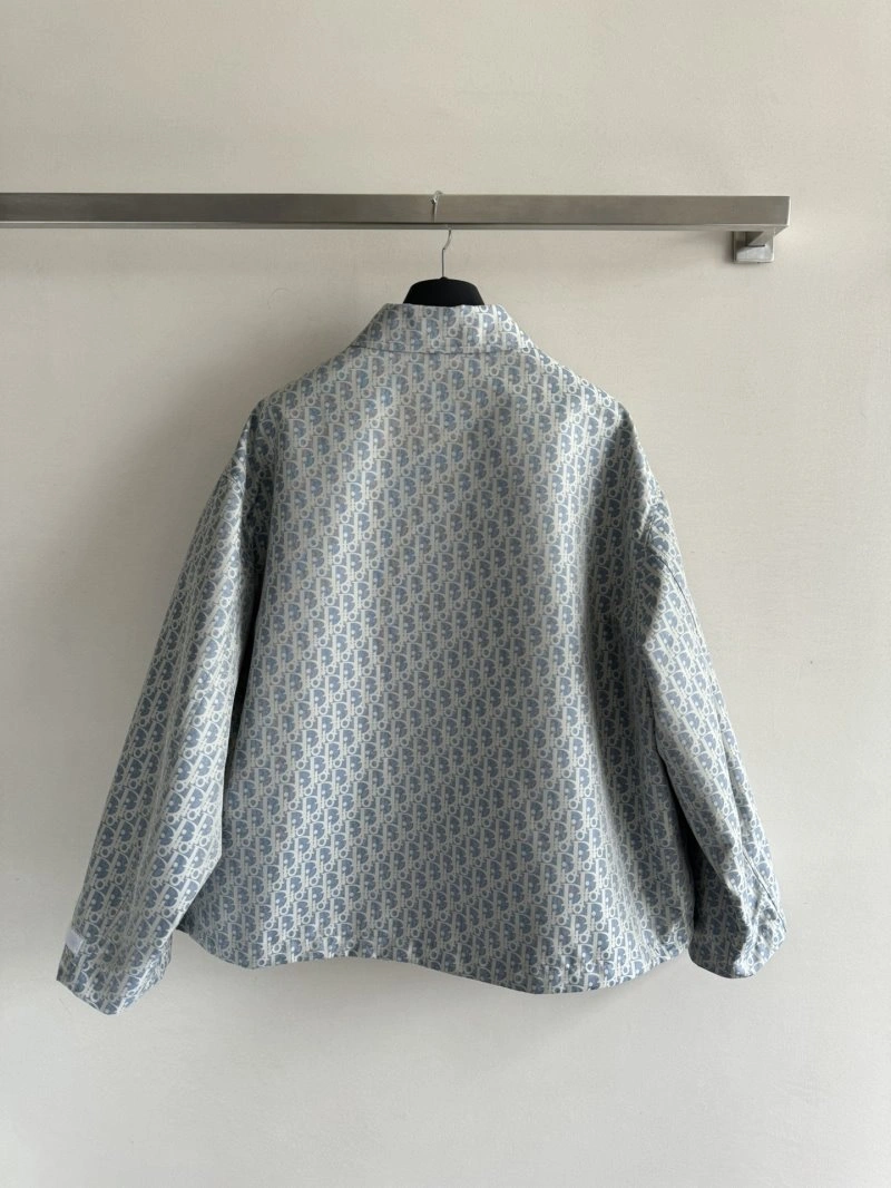 Effortless Christian Dior Outwear 112148