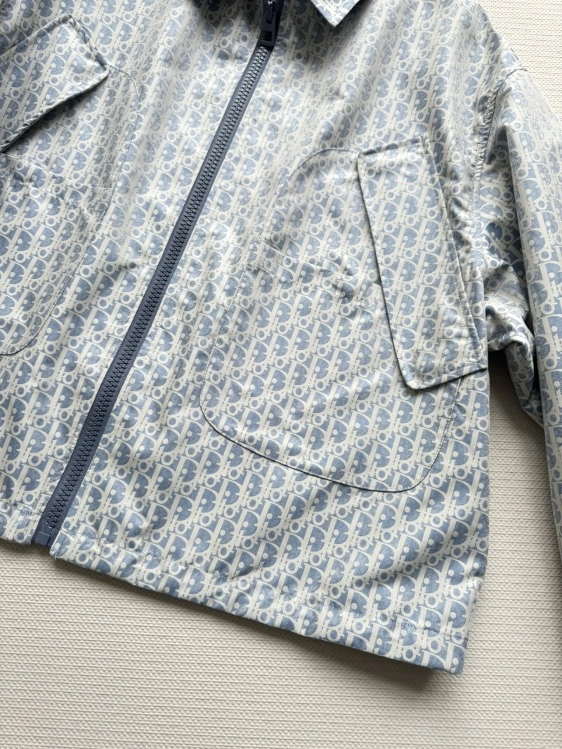 Effortless Christian Dior Outwear 112148