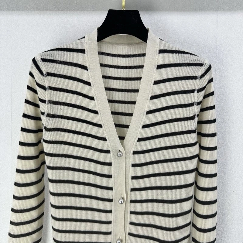 Lightweight Christian Dior Outwear 112156