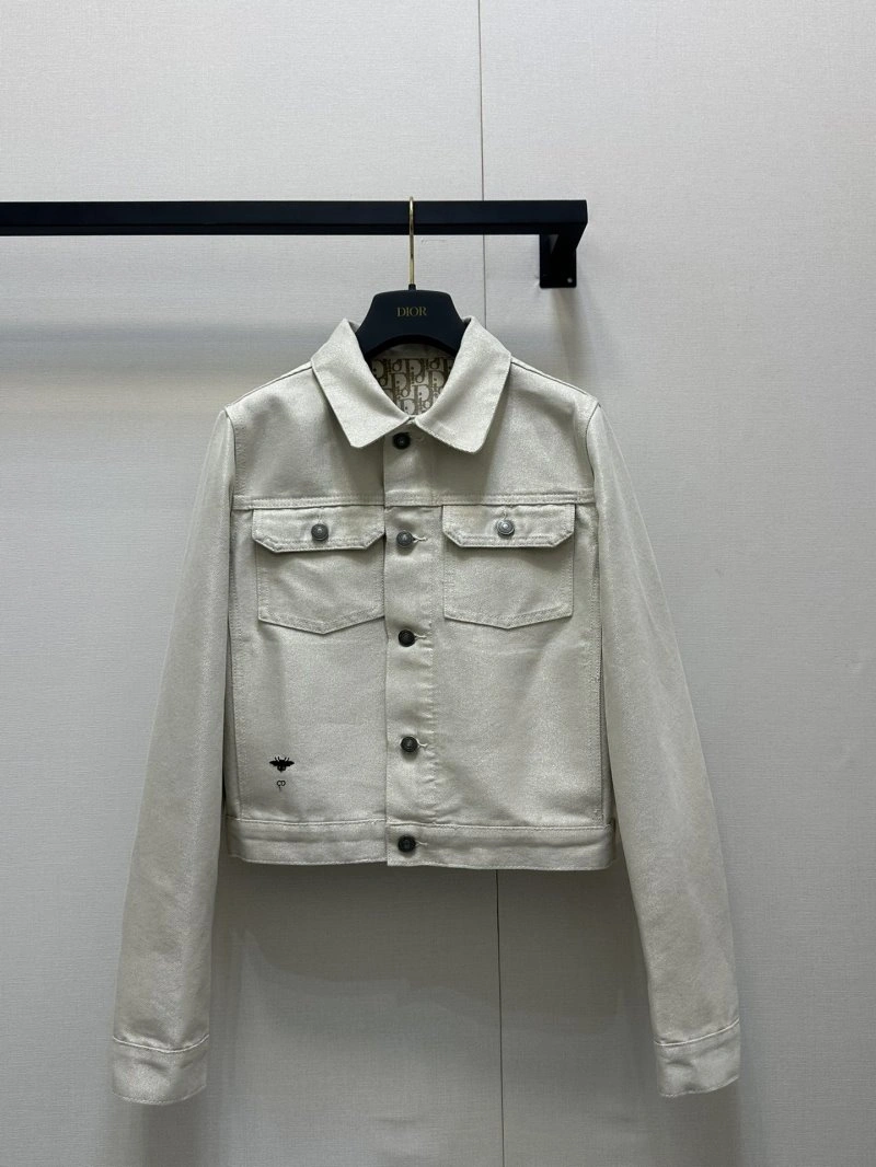 Bold Christian Dior Outwear 112134
