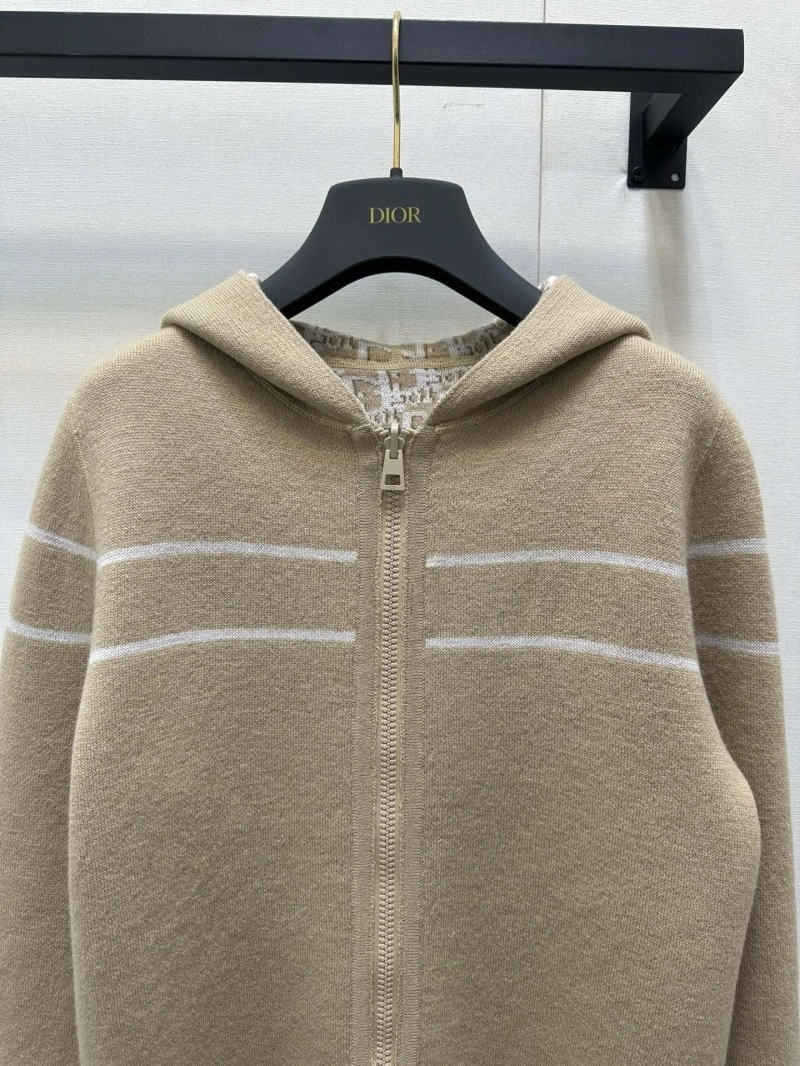 Practical Christian Dior Outwear 112133