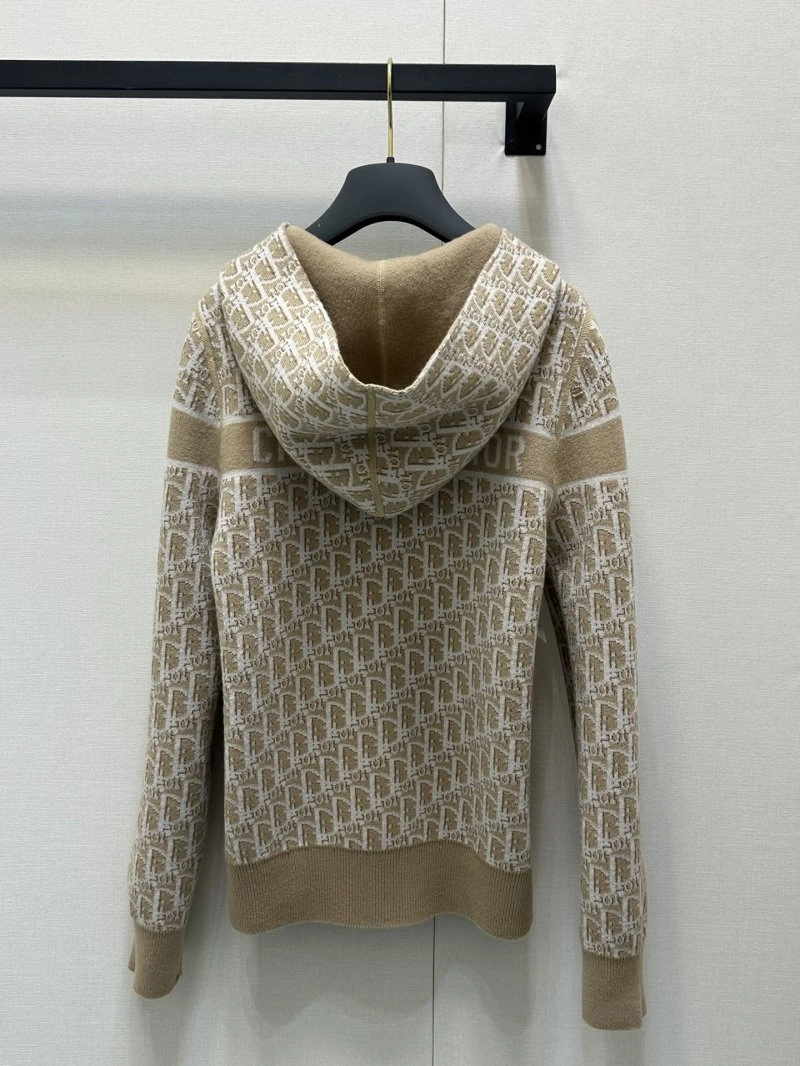 Practical Christian Dior Outwear 112133