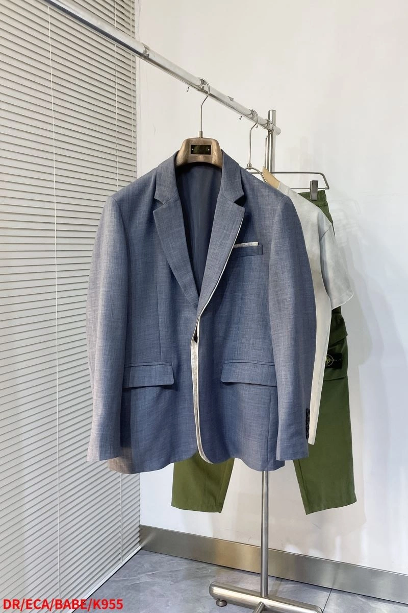 Christian Dior Outwear Chic 116568