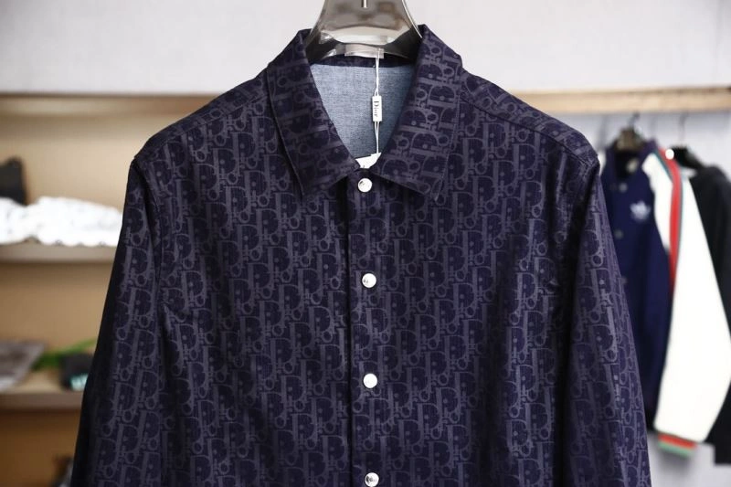 Efficient Christian Dior Outwear 116197