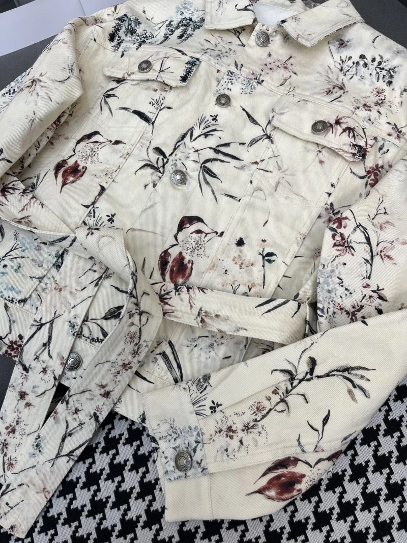 Lightweight Christian Dior Outwear 113757