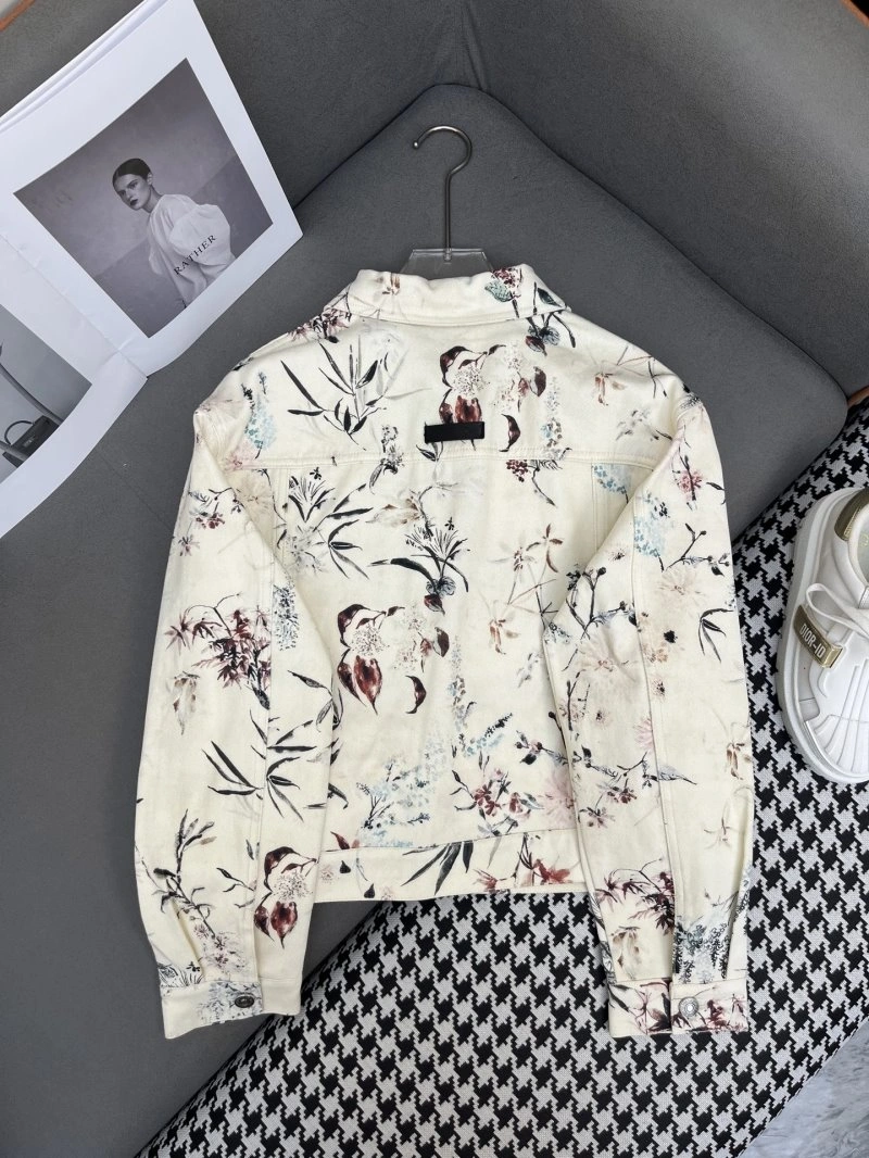 Lightweight Christian Dior Outwear 113757